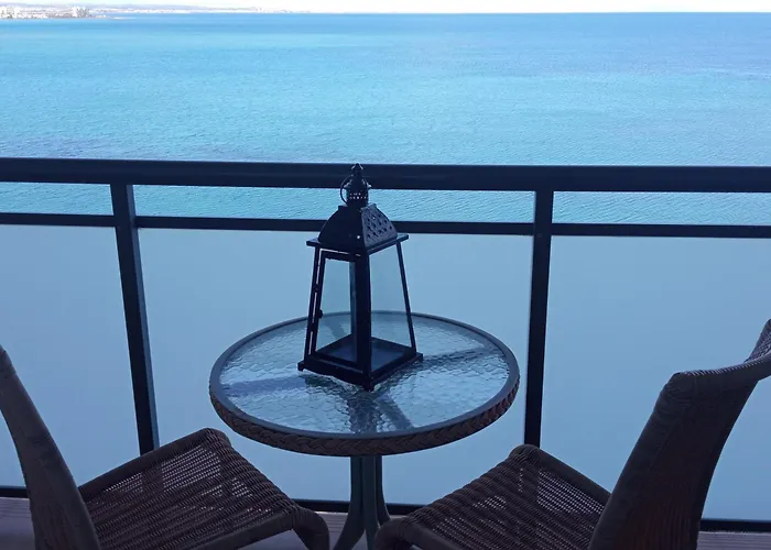 El Estacio Duplex, 3 Terraces With Beautiful Sea Views *